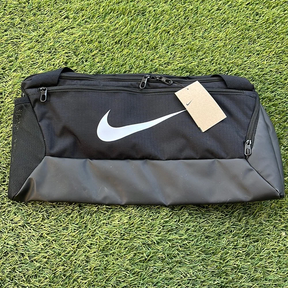 Nike Brasilia 9.5 Training Duffle Bag